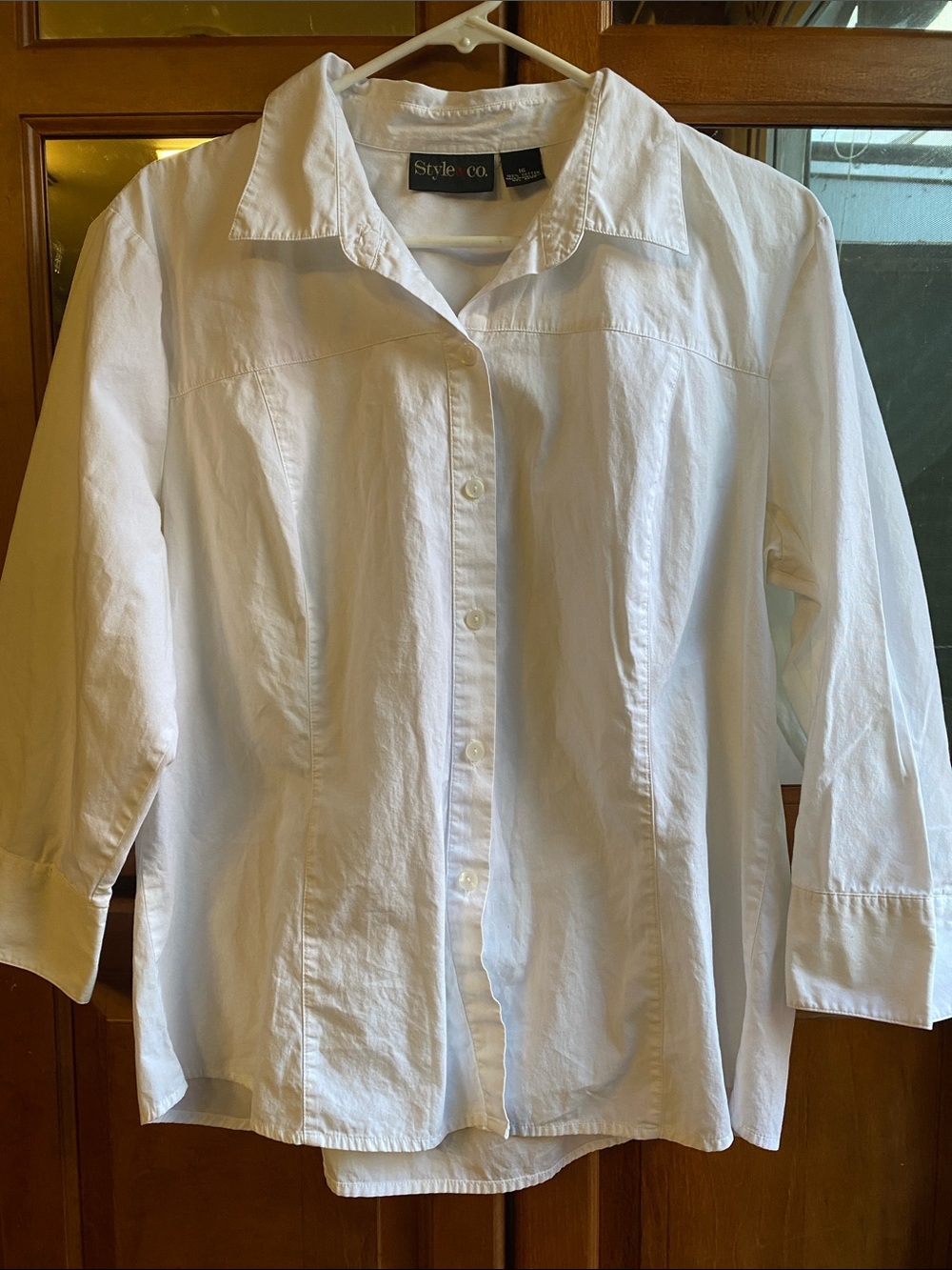 Vintage Girl’s White Women's Collared Button-Up Shirt Y2K-16